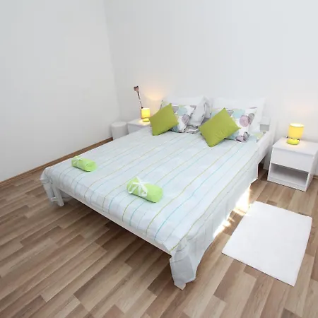 Paulinic Apartament *